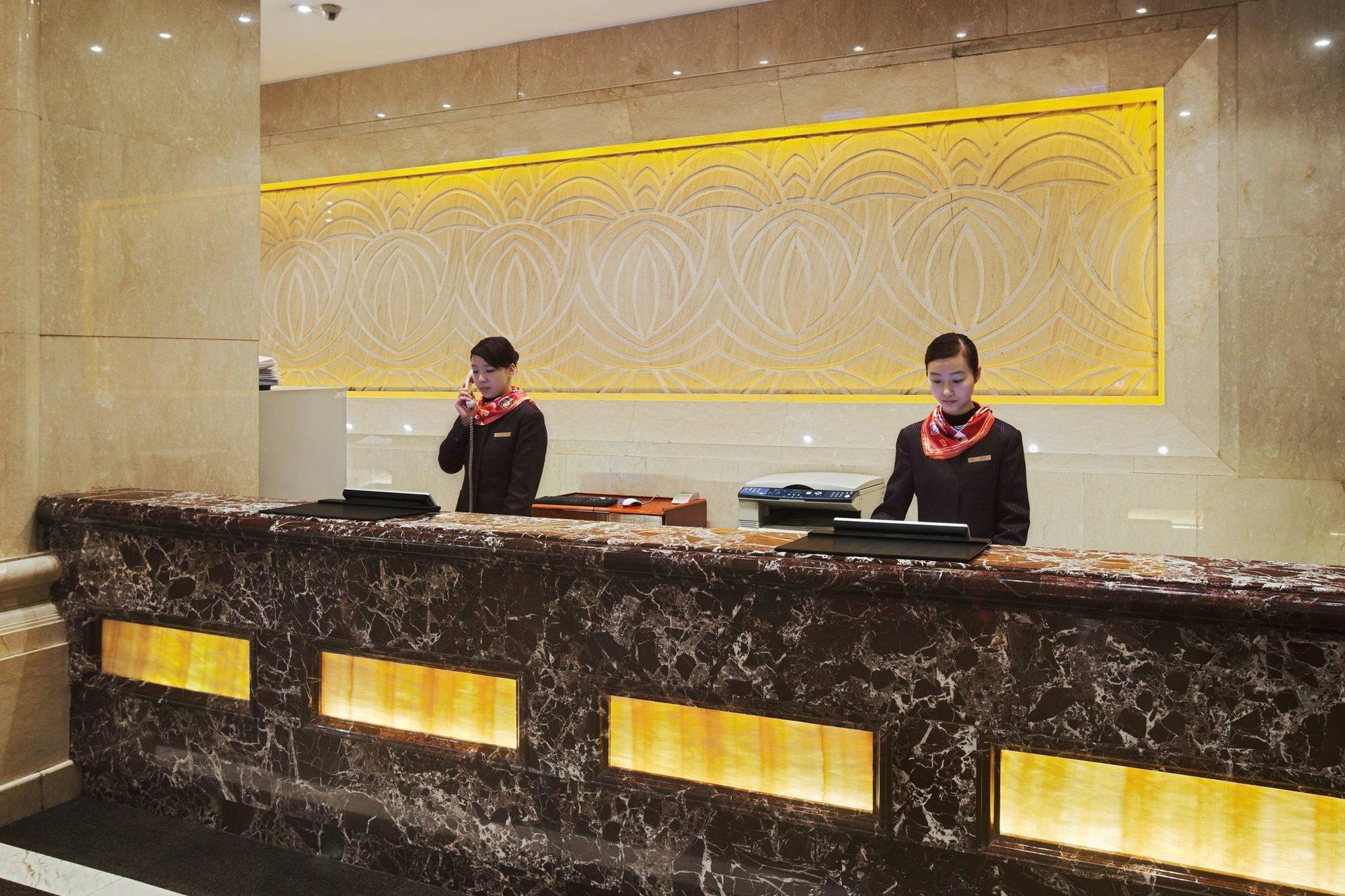 Crowne Plaza City Center Ningbo By Ihg - Near Ningbo Railway Station Dış mekan fotoğraf